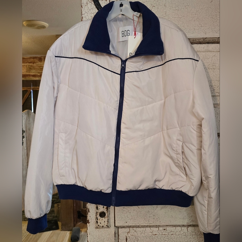 New BDG URBAN OUTFITTERS Men's Ivory and Blue Jacket Sz. Large
